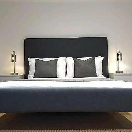 Stylish Apartment In City Centre With Parking 프레스턴 외부 사진